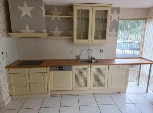 Keuken met inbouw apparatuur, Huis en Inrichting, Keuken | Complete keukens, Gebruikt, Dubbelwandige keuken, Crème, Hout, Ophalen