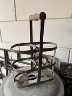 Franse brocante zinken flessenrek 2 flessen houten handvat, Antiek en Kunst, Ophalen of Verzenden