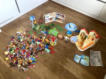 Grote verzameling Playmobil beschikbaar voor biedingen