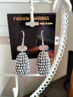 Oorbellen, Ophalen of Verzenden, Zo goed als nieuw, Overige materialen