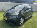 Toyota Aygo 1.0-12V Access + Airco, Auto's, Voorwielaandrijving, Stof, Gebruikt, Zwart