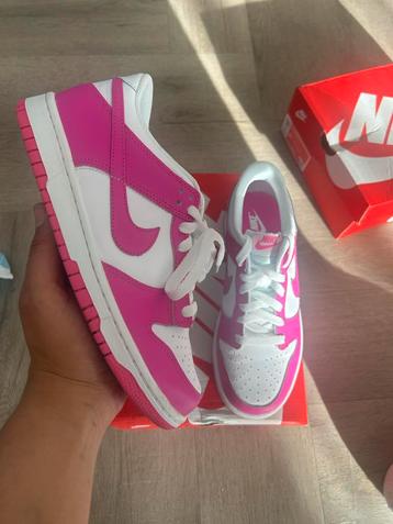 Nike dunk retro low 36 beschikbaar voor biedingen