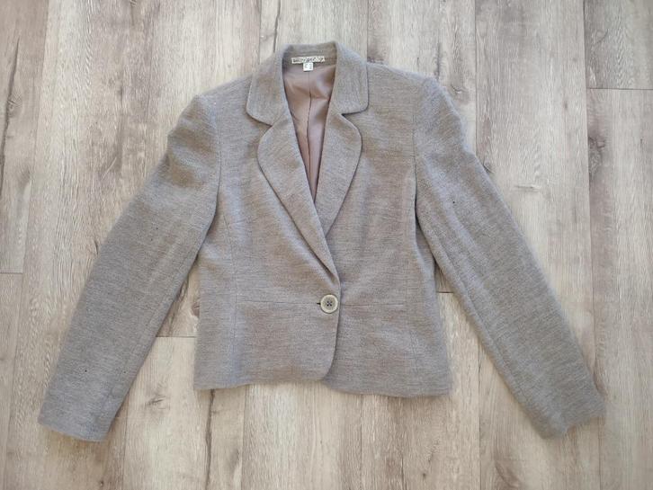 Prachtige wollen blazer van Bandolera, 40. Beige jasje wol., Kleding | Dames, Jasjes, Kostuums en Pakken, Zo goed als nieuw, Jasje