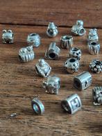 Pandora bedels zilver, Sieraden, Tassen en Uiterlijk, Bedels, Zilverzolder, Pandora, Ophalen of Verzenden, Zo goed als nieuw