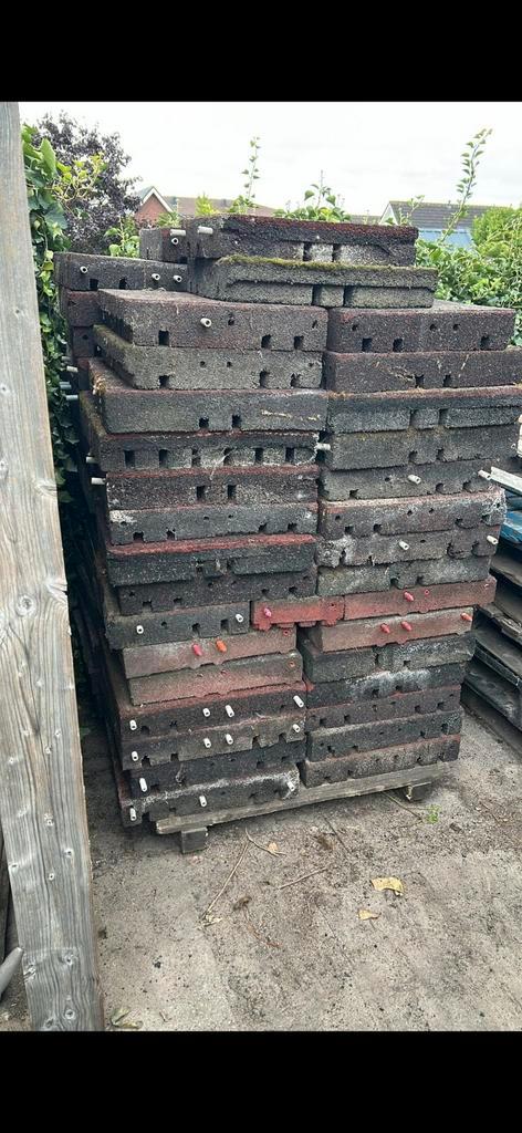 Rubberen Tegels 50x50x9cm, ca. 14m² stal, jacuzzi, spel, Tuin en Terras, Tegels en Klinkers, Zo goed als nieuw, Overige typen