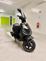 Piaggio Zip 4t 50cc BROM, Fietsen en Brommers, Scooters | Piaggio, Zip, Ophalen of Verzenden, Zo goed als nieuw, Benzine