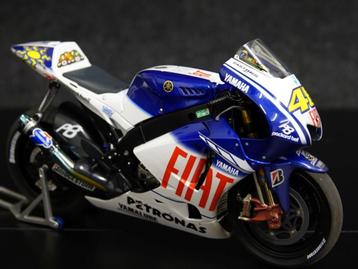 Minichamps 1:12 Yamaha YZR-M1 Rossi 2009 dirty version beschikbaar voor biedingen