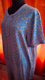 Lichtblauw gele bloemetjes Djellaba Samiraa Mt M, Maat 38/40 (M), Blauw, Ophalen of Verzenden, Zo goed als nieuw