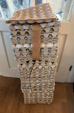Gratis stapel eierdozen, meter hoog, Ophalen, Zo goed als nieuw, Materiaal