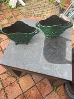 Nieuw, 2 gietijzeren bloempotten , kleur groen, Tuin en Terras, Ophalen, Overige materialen, Nieuw, Tuin