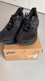 Asics Novablast 5 zwart - maat 44, Ophalen of Verzenden, Zo goed als nieuw, Hardloopschoenen, Asics