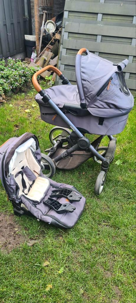 Mutsy Evo 2 Kinderwagen Complete Set, Kinderen en Baby's, Kinderwagens en Combinaties, Zo goed als nieuw, Combiwagen, Mutsy, Met autostoeltje