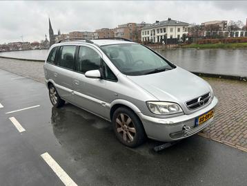 Opel Zafira 2.2 16V AUTOMAAT DEFECT !! 7 zits 