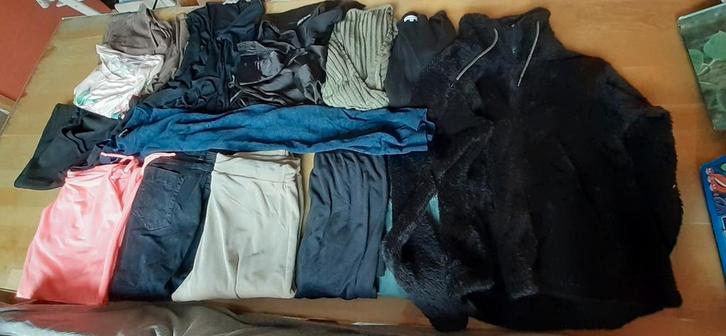 Pakket dames kleding maat m 38, Kleding | Dames, Dames-kledingpakketten, Zo goed als nieuw, Maat 38/40 (M), Ophalen of Verzenden