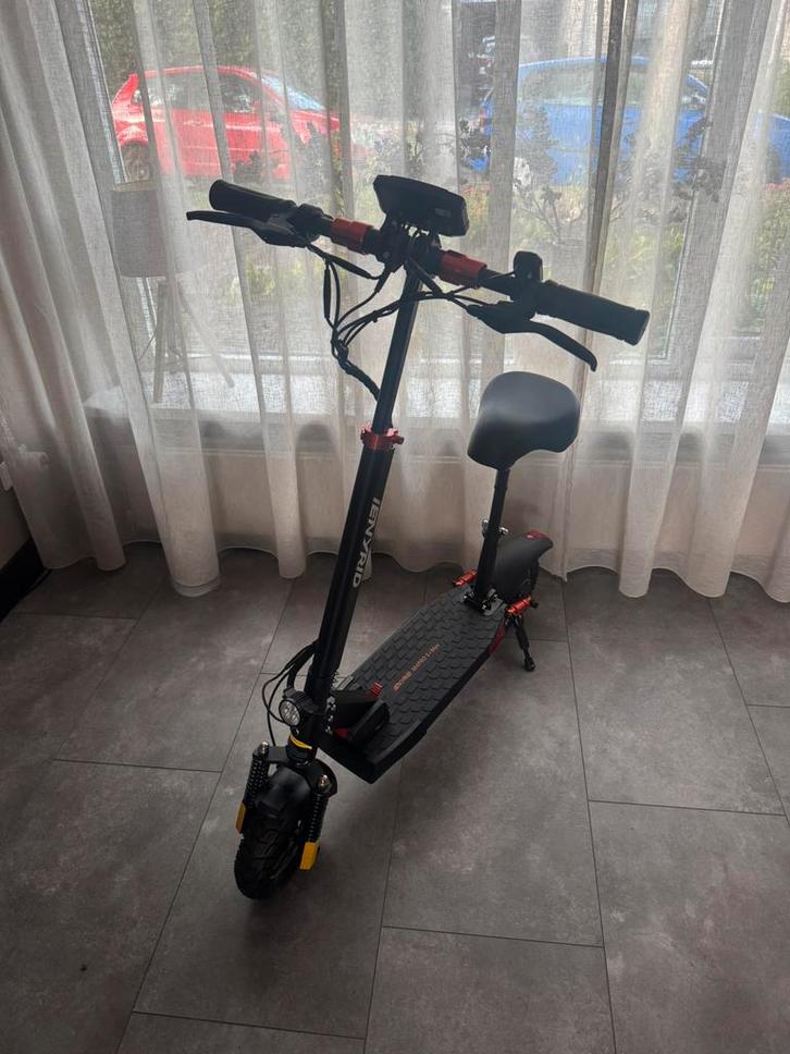 Elektrische step 800W Nieuw! LAATSTE voorradig!, Fietsen en Brommers, Steps, Zo goed als nieuw, Elektrische step (E-scooter), Ophalen