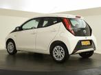 Toyota Aygo 1.0 VVT-i x-play Automaat | Camera € 13.300,00, Auto's, Automaat, USB, Gebruikt, 4 stoelen