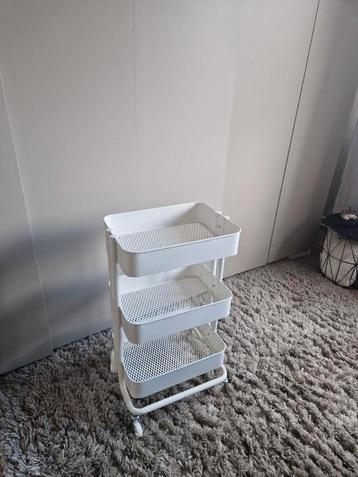 Ikea keukentrolley beschikbaar voor biedingen
