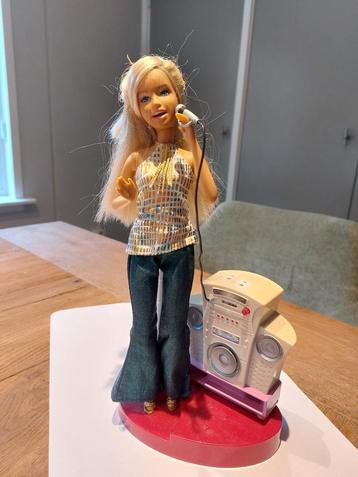 Barbie " Chat Divas"  beschikbaar voor biedingen