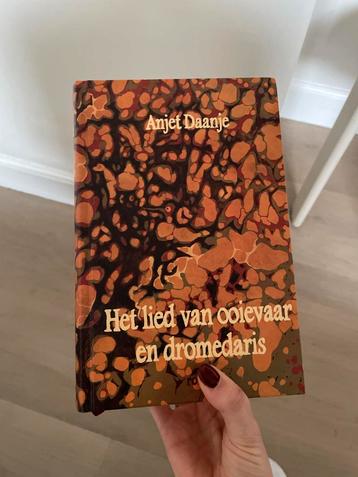 Het lied van ooievaar en dromedaris - Anjet Daanje beschikbaar voor biedingen