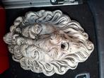 Betonnen leeuw om aan muur te hangen, Tuin en Terras, Ophalen of Verzenden, Gebruikt