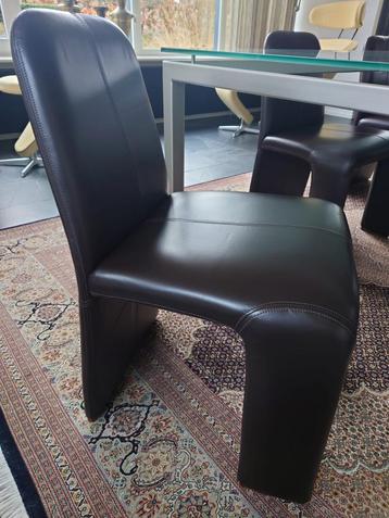 zes stuks donker bruin leren kwaliteit stoelen modern design beschikbaar voor biedingen