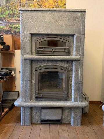 Tulikivi TLU 2000-1 speksteenkachel met oven speksteen beschikbaar voor biedingen