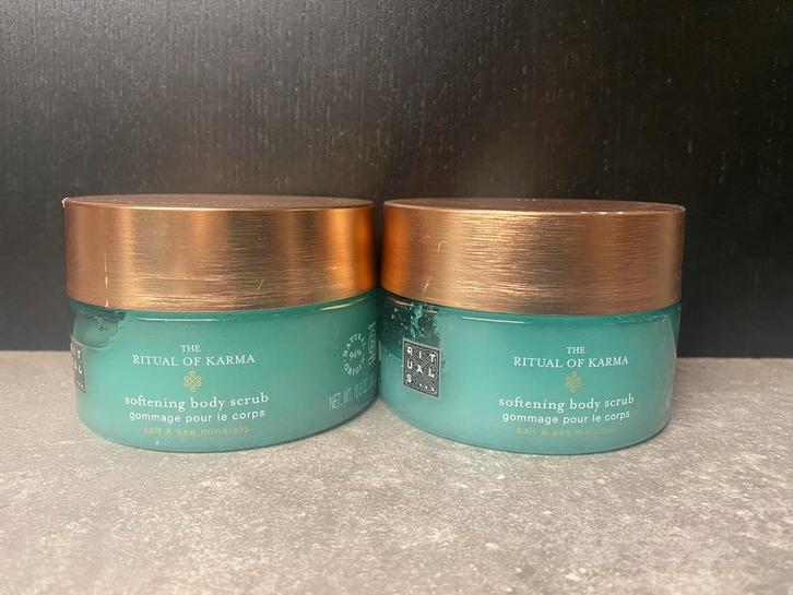 Rituals of Karma scrub 300g, Sieraden, Tassen en Uiterlijk, Uiterlijk | Lichaamsverzorging, Nieuw, Bad & Douche, Ophalen of Verzenden