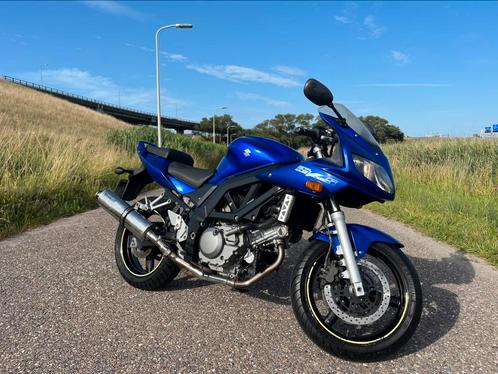 Suzuki SV650 met lage kilometerstand, Motoren, Motoren | Suzuki, Particulier, Naked bike, meer dan 35 kW, 2 cilinders, Ophalen