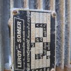 Aandrijf motoren, Doe-het-zelf en Verbouw, Compressors, 100 liter of meer, Ophalen, Zo goed als nieuw