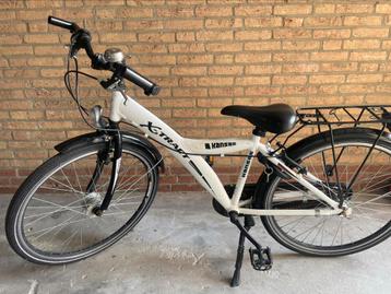 Mooie jongensfiets te koop beschikbaar voor biedingen