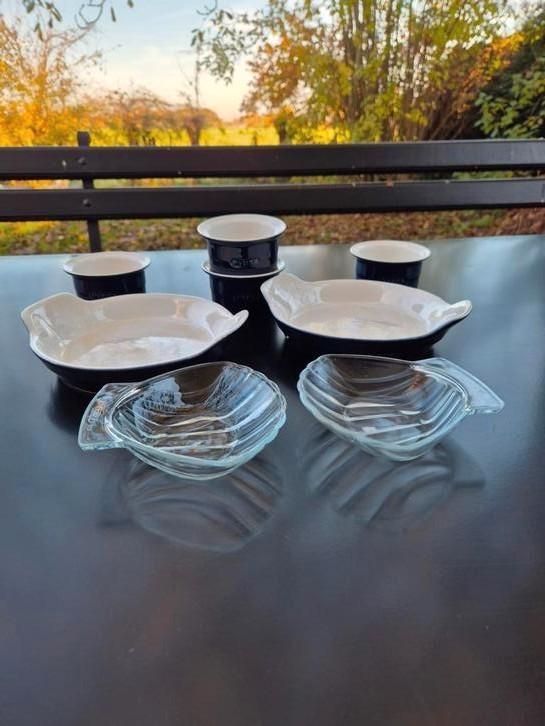 Pyrex blauw en schelpschaaltjes, Antiek en Kunst, Antiek | Keukenbenodigdheden, Ophalen of Verzenden
