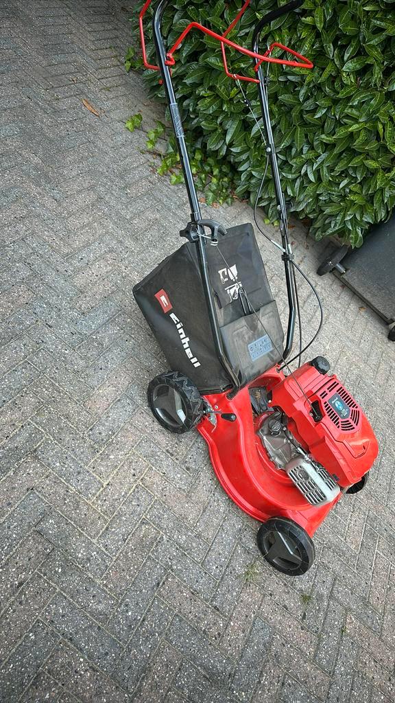 Benzine grasmaaier einhell (zelfrijdend), Tuin en Terras, Grasmaaiers, Gebruikt, Cirkelmaaier, Ophalen of Verzenden