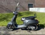 Vespa Sprint MATGRIJS Full Option‼️‼️, Fietsen en Brommers, Scooters | Yamaha, Gebruikt, Overige modellen, Maximaal 45 km/u, Ophalen of Verzenden