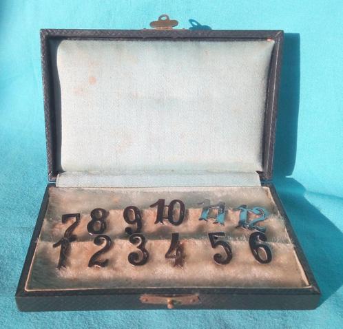 12 TAFELNUMMERS ZILVERMERK ZWAARD ZILVER CIJFERS GLASHANGERS, Antiek en Kunst, Antiek | Goud en Zilver, Zilver, Verzenden