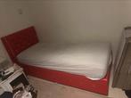 Rode boxspring met diamanten, Huis en Inrichting, Slaapkamer | Boxsprings, Ophalen, 90 cm, Eenpersoons, Zo goed als nieuw