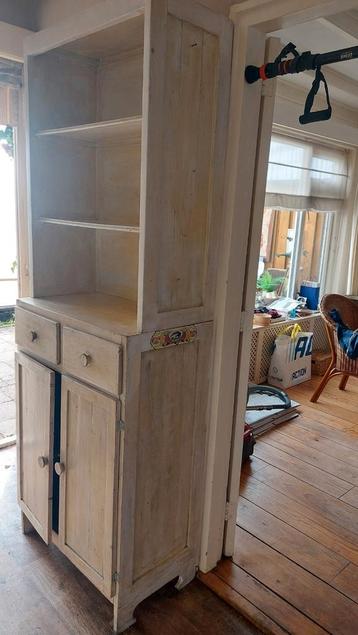 Houten Kast - 203x71,5x42 cm beschikbaar voor biedingen