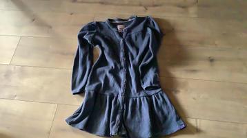 Jurk maat128  van z8 beschikbaar voor biedingen