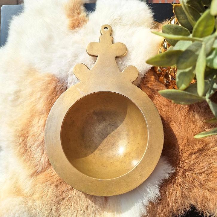 Antiek bronzen schaaltje asbak/wijwaterbakje/ offerschaaltje, Antiek en Kunst, Antiek | Koper en Brons, Brons, Ophalen of Verzenden