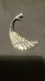 Zilverkleurig broche, Ophalen of Verzenden, Zo goed als nieuw, Zilver