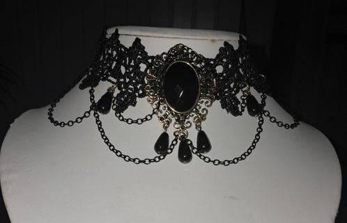 Mooie nieuwe brede zwarte  Gothic ketting / choker, Sieraden, Tassen en Uiterlijk, Kettingen, Nieuw, Overige materialen, Zwart