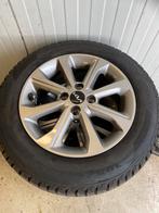 Kia Stonic winterset bijna nieuw, Ophalen, Gebruikt, 15 inch, Banden en Velgen