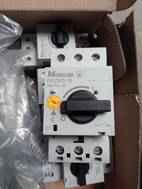 Moeller PKZM0-16 Motorbeveiligingsschakelaar, Doe-het-zelf en Verbouw, Elektra en Kabels, Ophalen of Verzenden