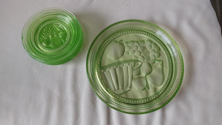 Gebak set Uranium Glas, Antiek en Kunst, Antiek | Glas en Kristal, Ophalen