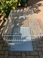bench met 2 deuren, hij is 77cm lang,55cm breed,60cm hoog., Dieren en Toebehoren, Ophalen, Zo goed als nieuw