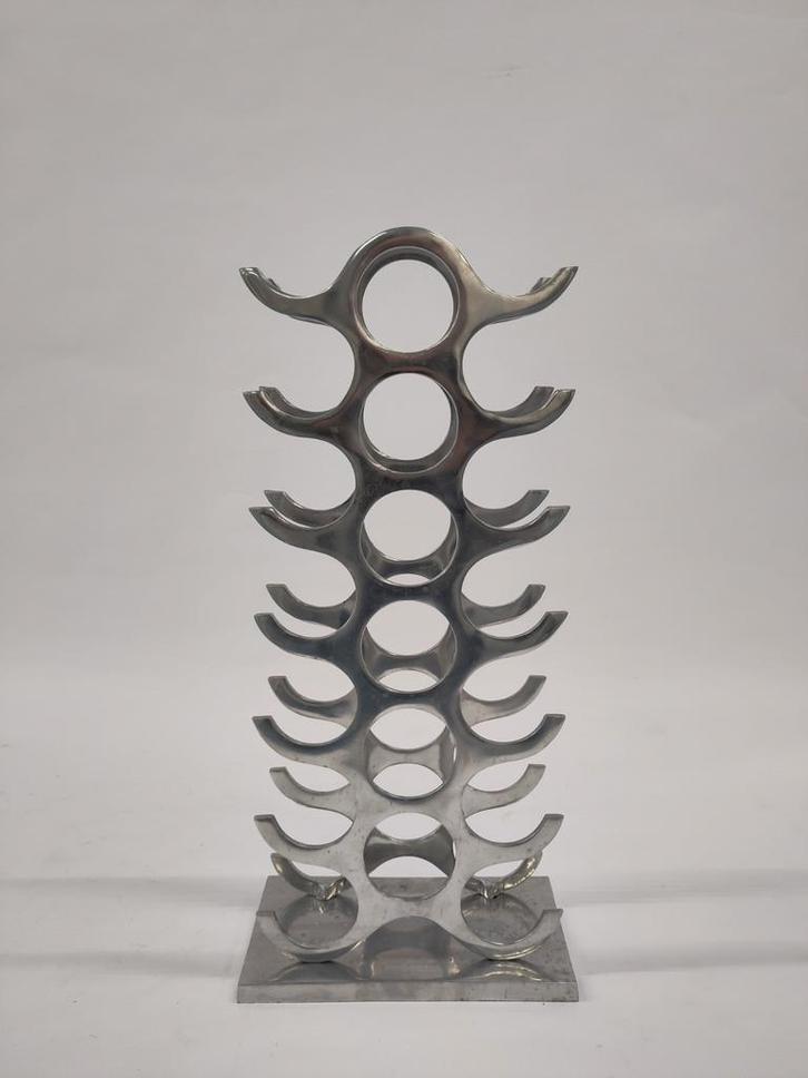 Design metalen wijnrek Michael Noll flessenrek metaal, Huis en Inrichting, Woonaccessoires | Wijnrekken, Gebruikt, 50 tot 75 cm