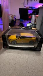 Model auto Lamborghinirus, Hobby en Vrije tijd, Modelauto's | 1:18, Ophalen of Verzenden, Zo goed als nieuw