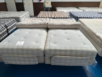 Hastens Elektrisch boxspring, Citation 210x210 i F en Medium beschikbaar voor biedingen