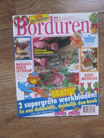 Margriet Extra Borduren nr.3/1993 inclusief 2 grote werkblad beschikbaar voor biedingen
