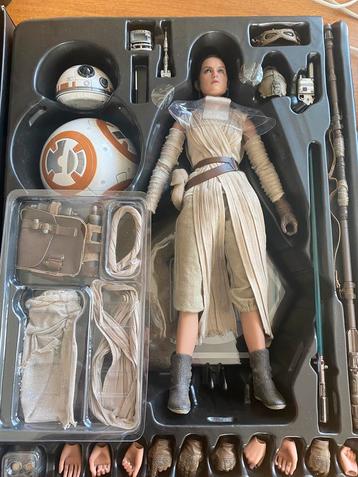 Hot toys Rey en bb8 beschikbaar voor biedingen