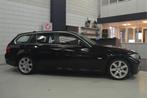 BMW 3 Serie Touring 318i Business Line // GEREVISEERDE MOTOR, Euro 5, Achterwielaandrijving, Parkeersensor, Zwart